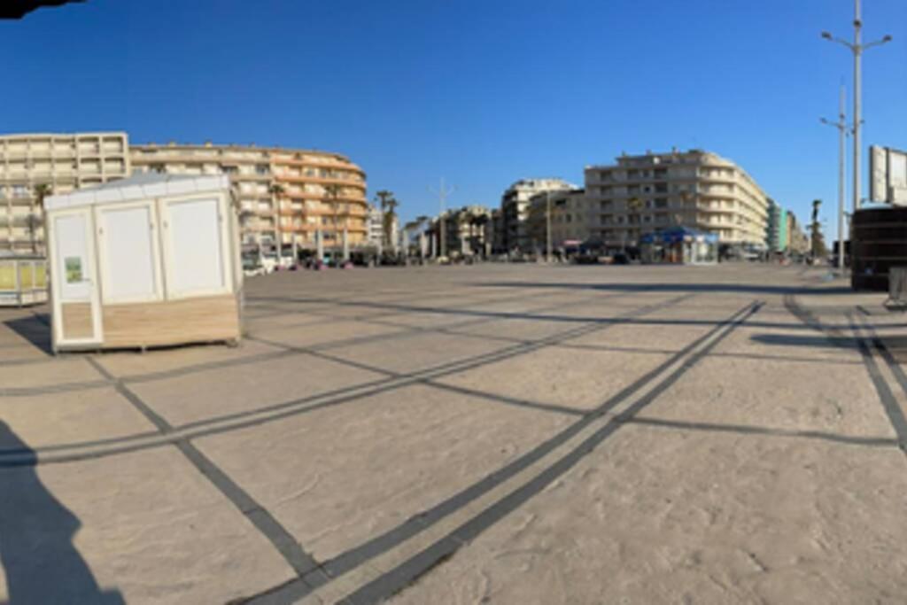 Appartement Front De Mer 38M2. 6Pers Canet-en-Roussillon Buitenkant foto