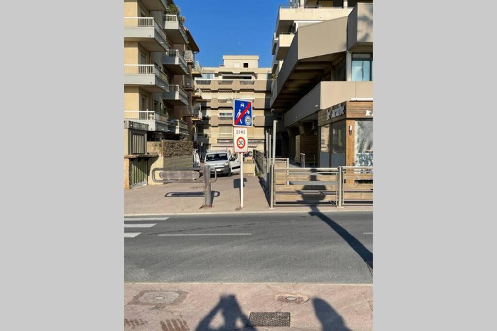 Appartement Front De Mer 38M2. 6Pers Canet-en-Roussillon Buitenkant foto